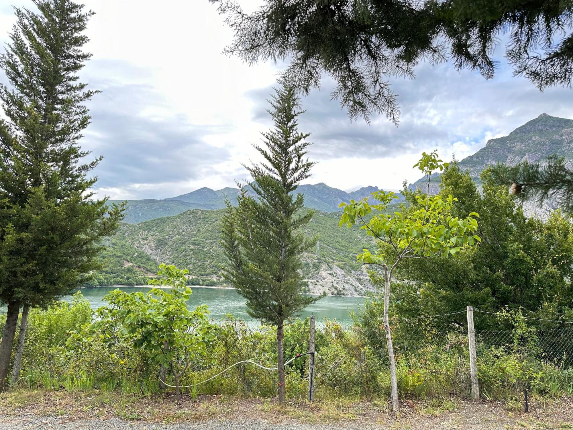 Lakeview Escape Koman Eksteriør bilde
